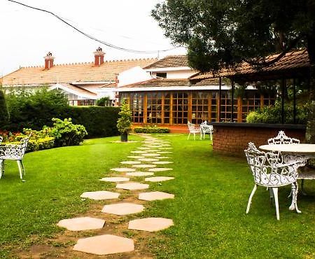 Kluney Manor Ooty Exteriör bild